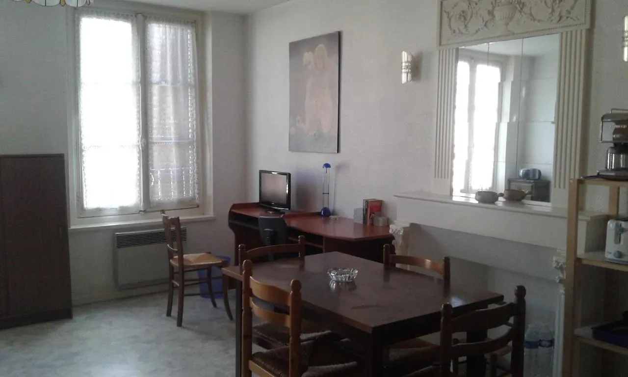 Le Sultan Du Theron 3Em Etage Apartment Le Puy-en-Velay 0*,
